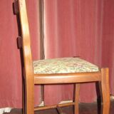 Set of 2 wooden chairs