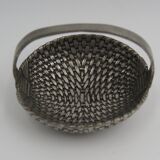 Basket tin braided deco vintage table