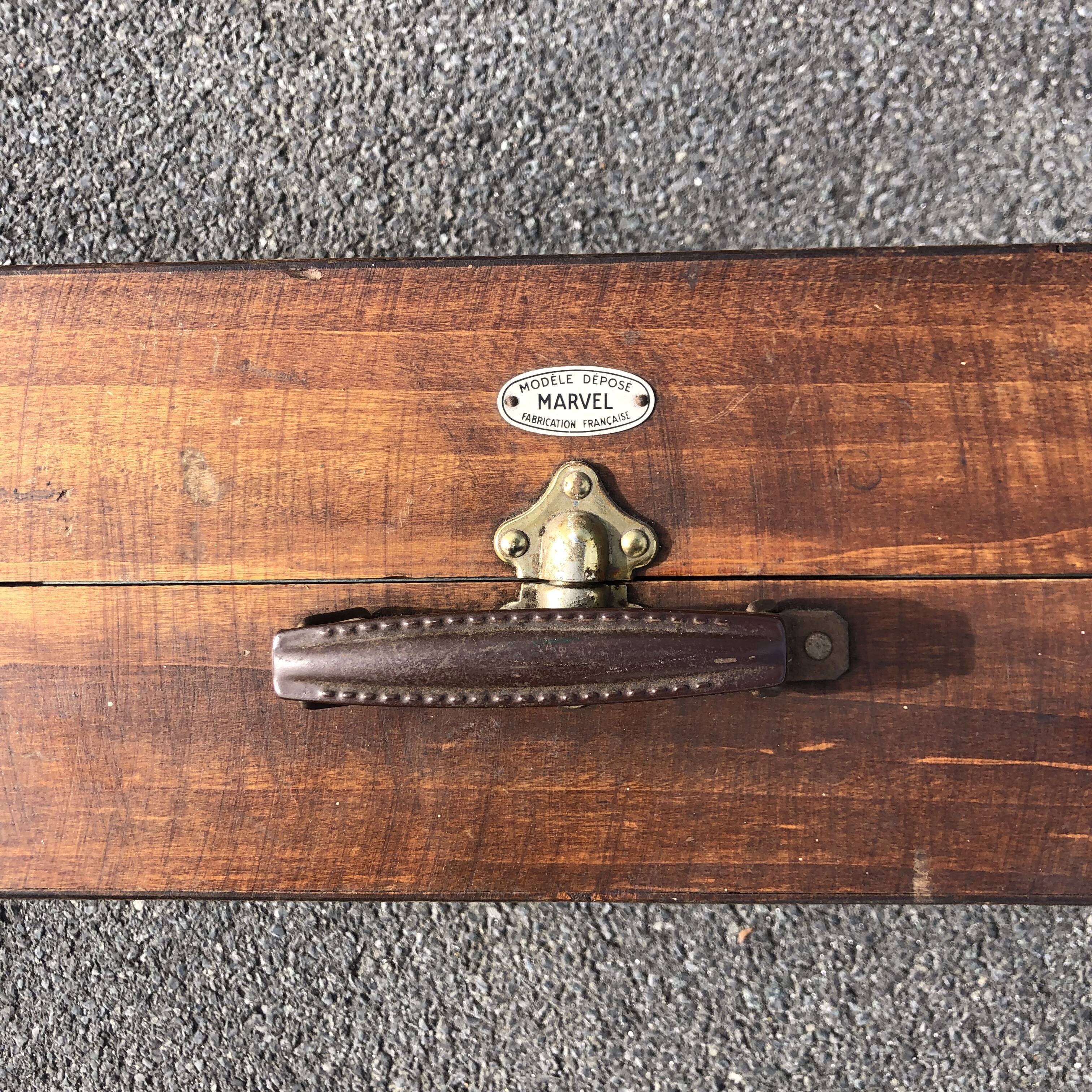 Picnic suitcase table