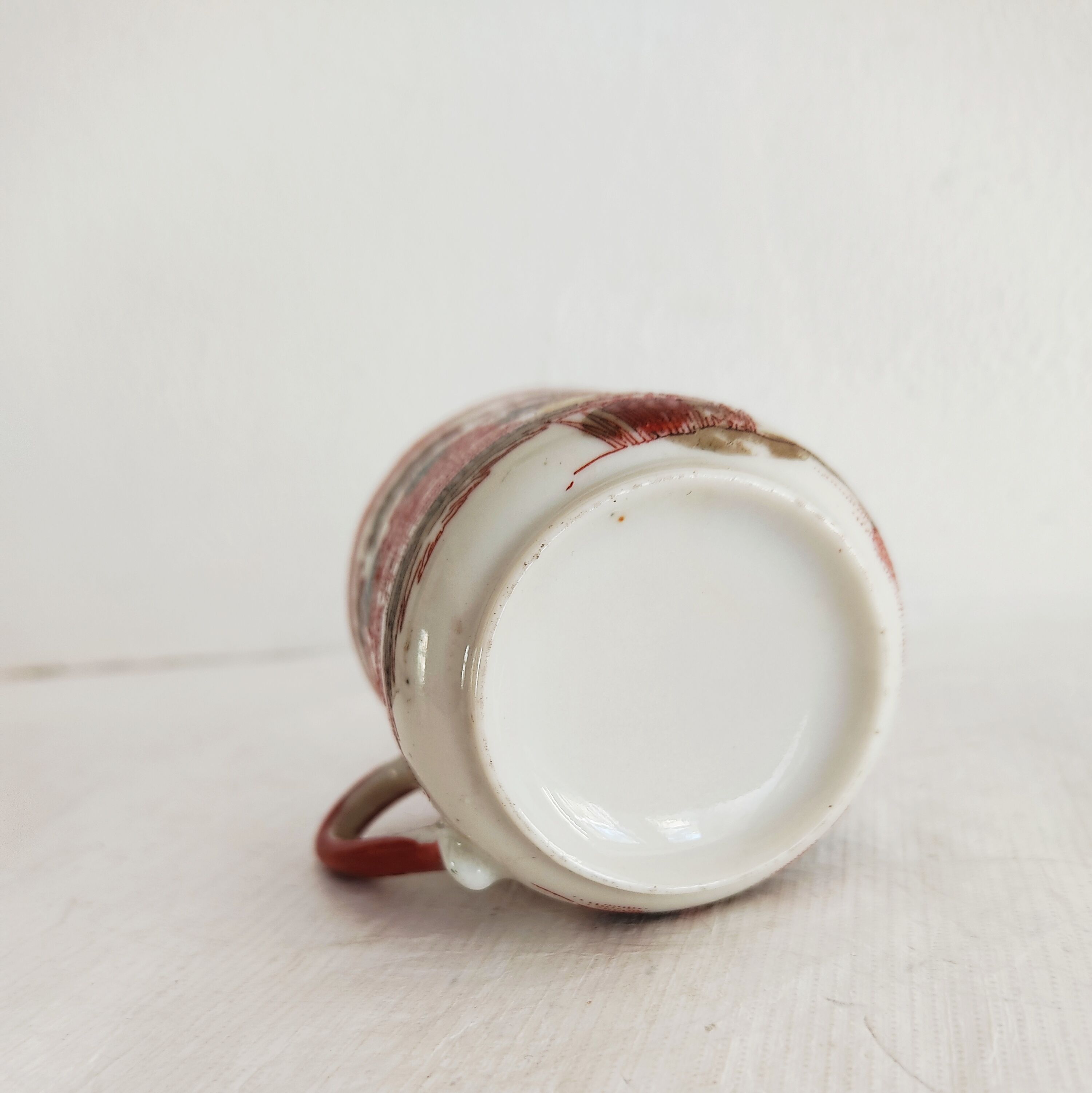 Chinese porcelain cup and cup