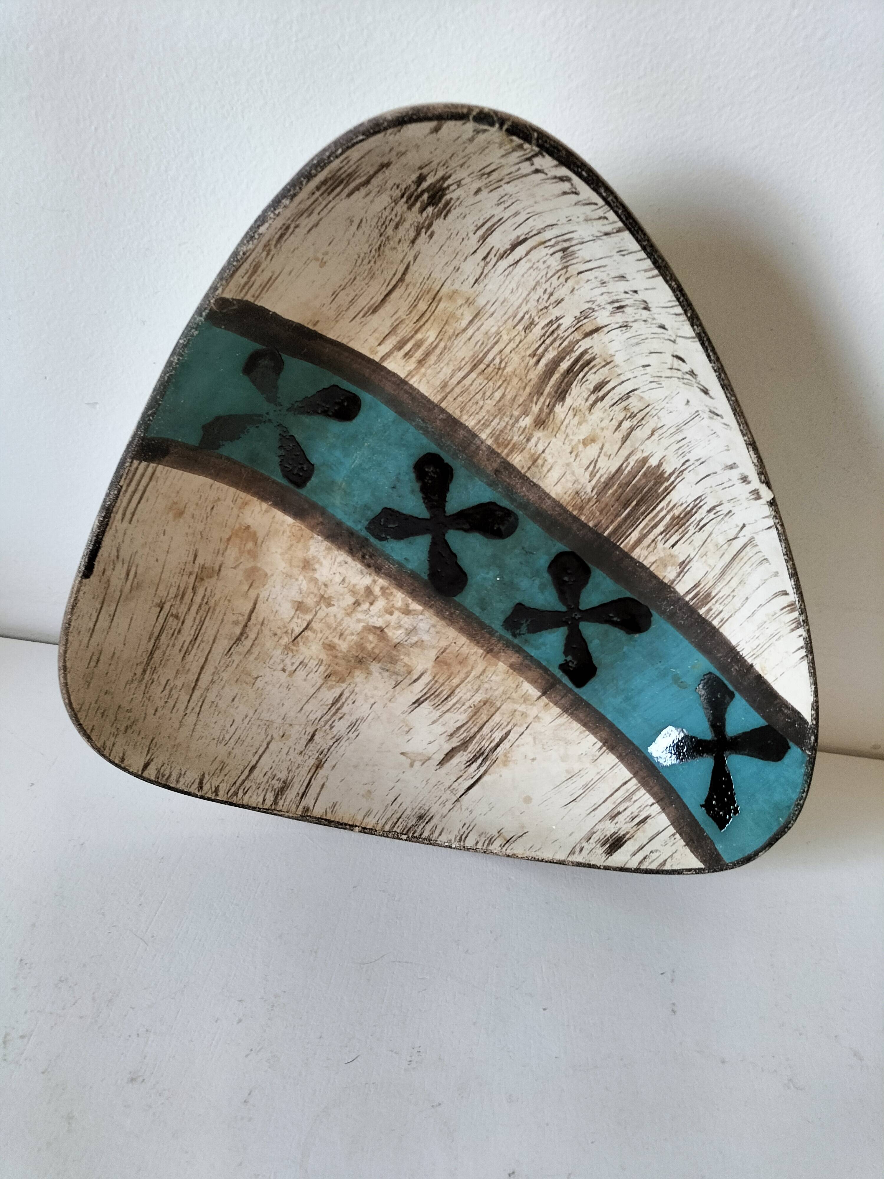 Vintage triangular ceramic bowl