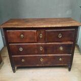 Eighteenth-century walnut chest of drawers