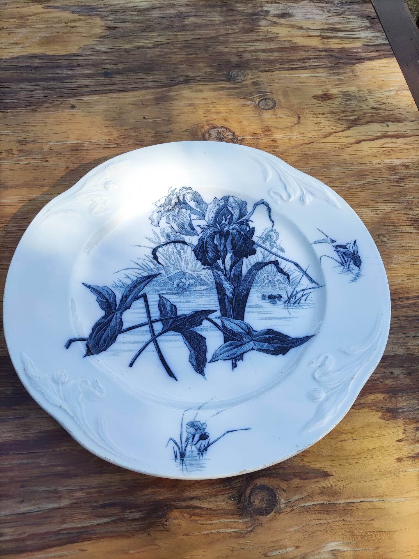 Large plate Villeroy and Boch - Iris model