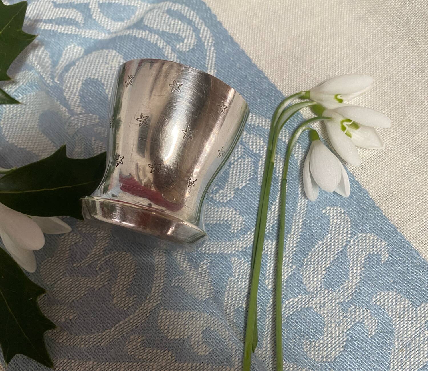 Antique silver metal egg cup