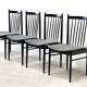 Ensemble de quatre chaises de salle à manger