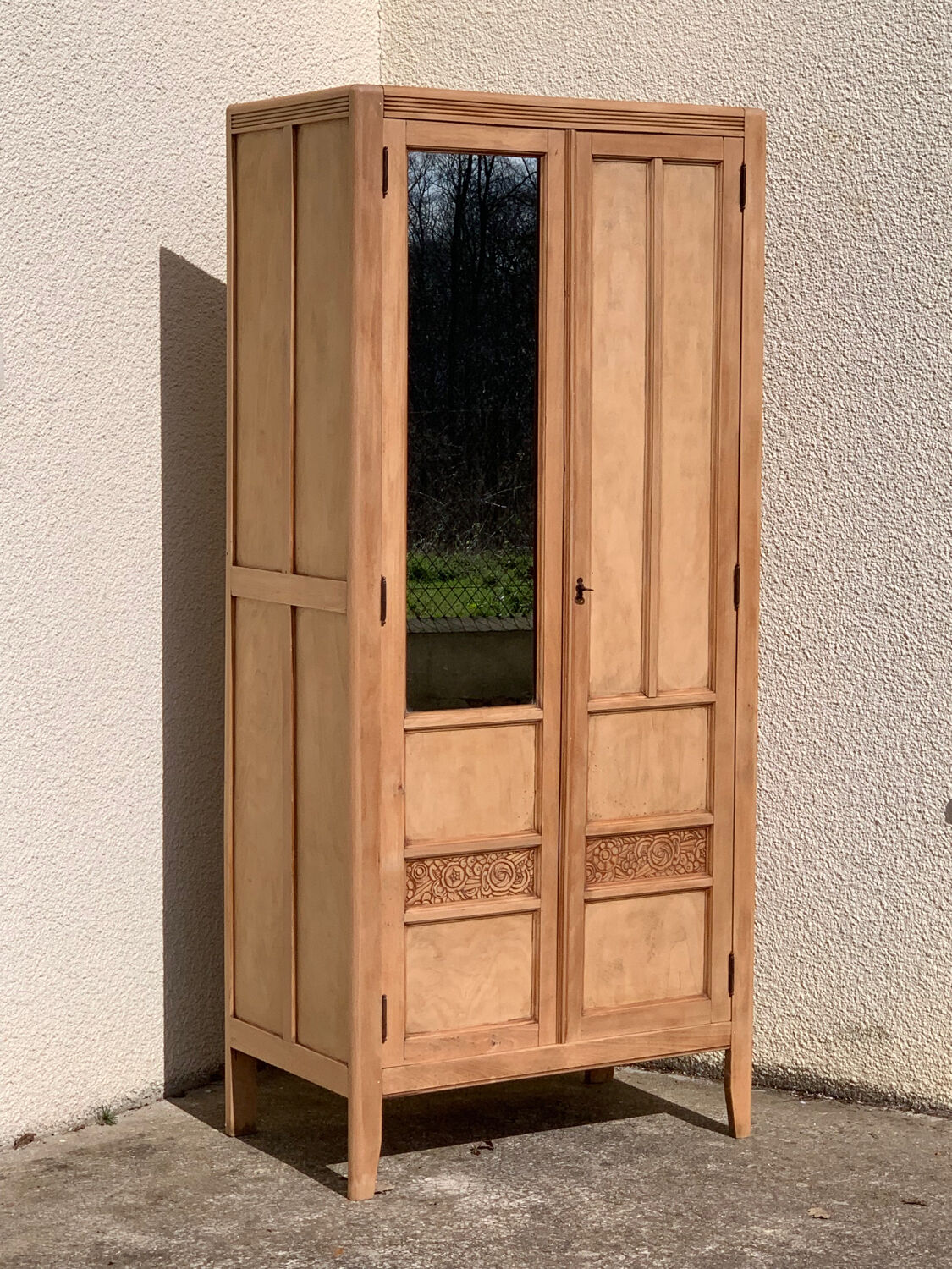 Parisian art deco cabinet 1930 raw wood