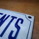 Enamelled plate