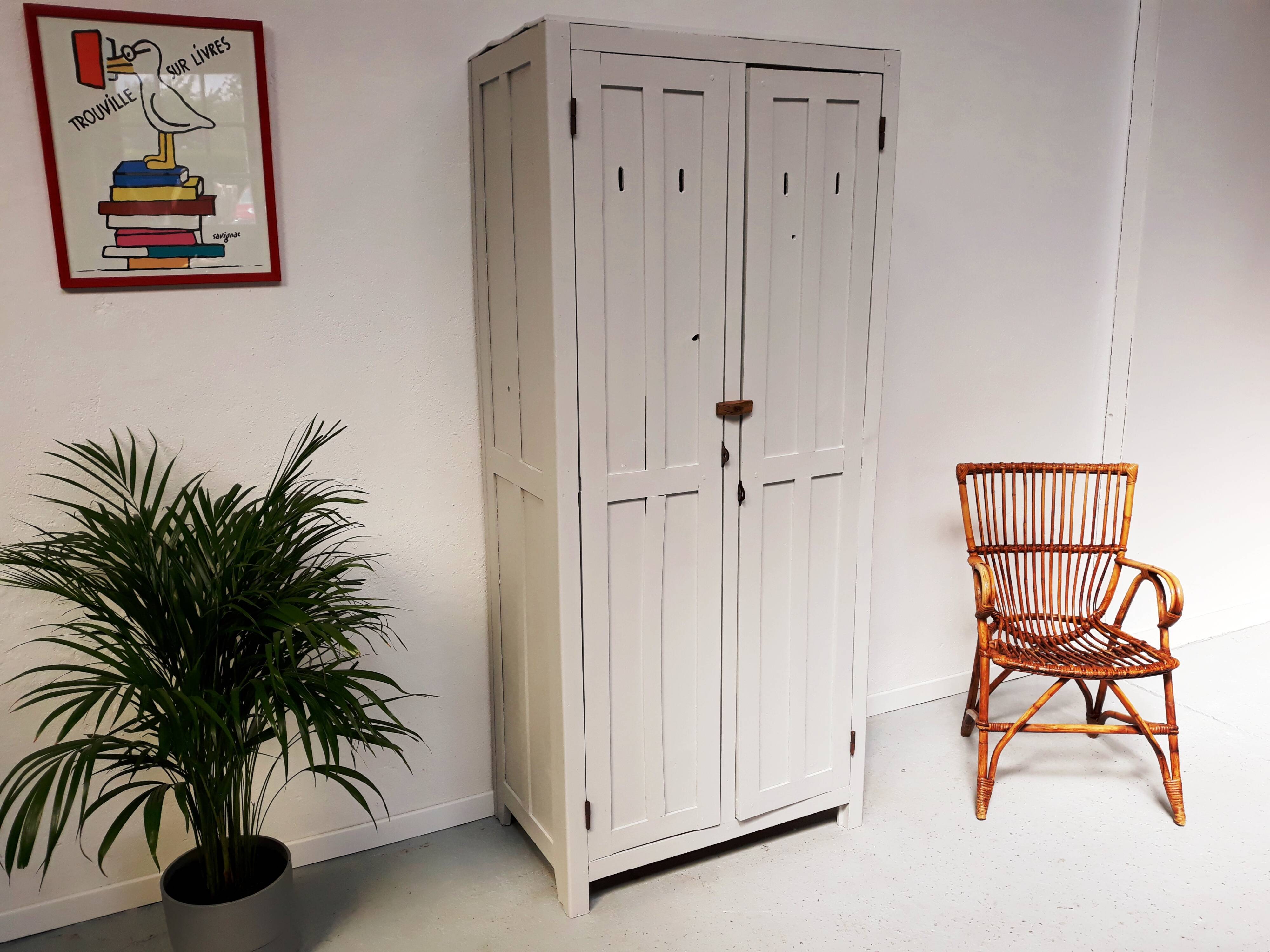 Vintage 1950 Parisian wardrobe