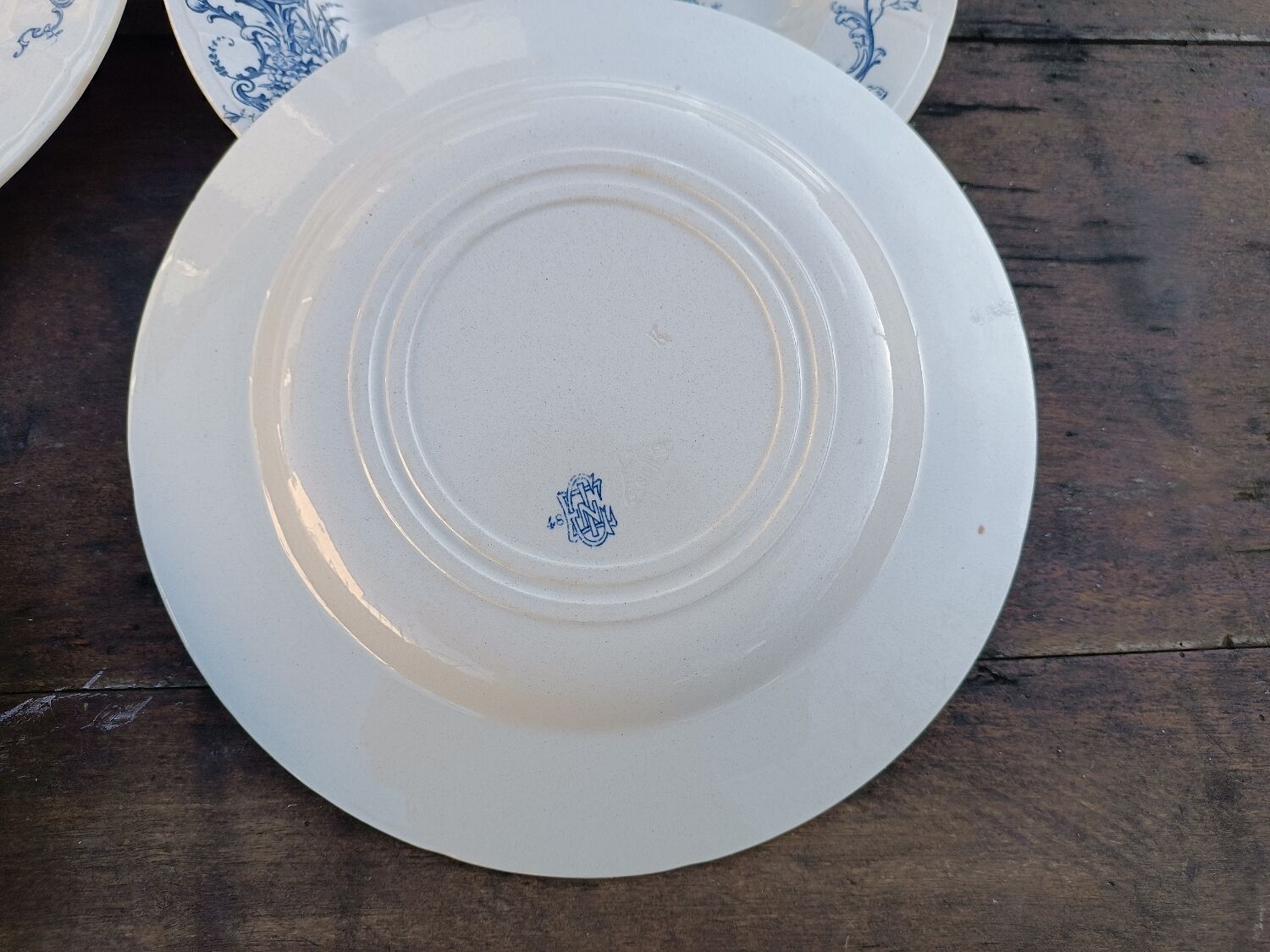 Earthenware plates iron Gien Baroque model