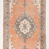 Tapis vintage orange et beige à médaillon central patiné, 157x299 Cm
