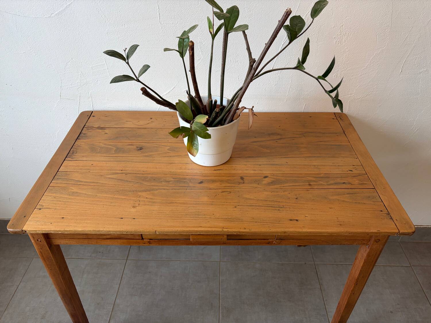 Charming vintage oak table/desk