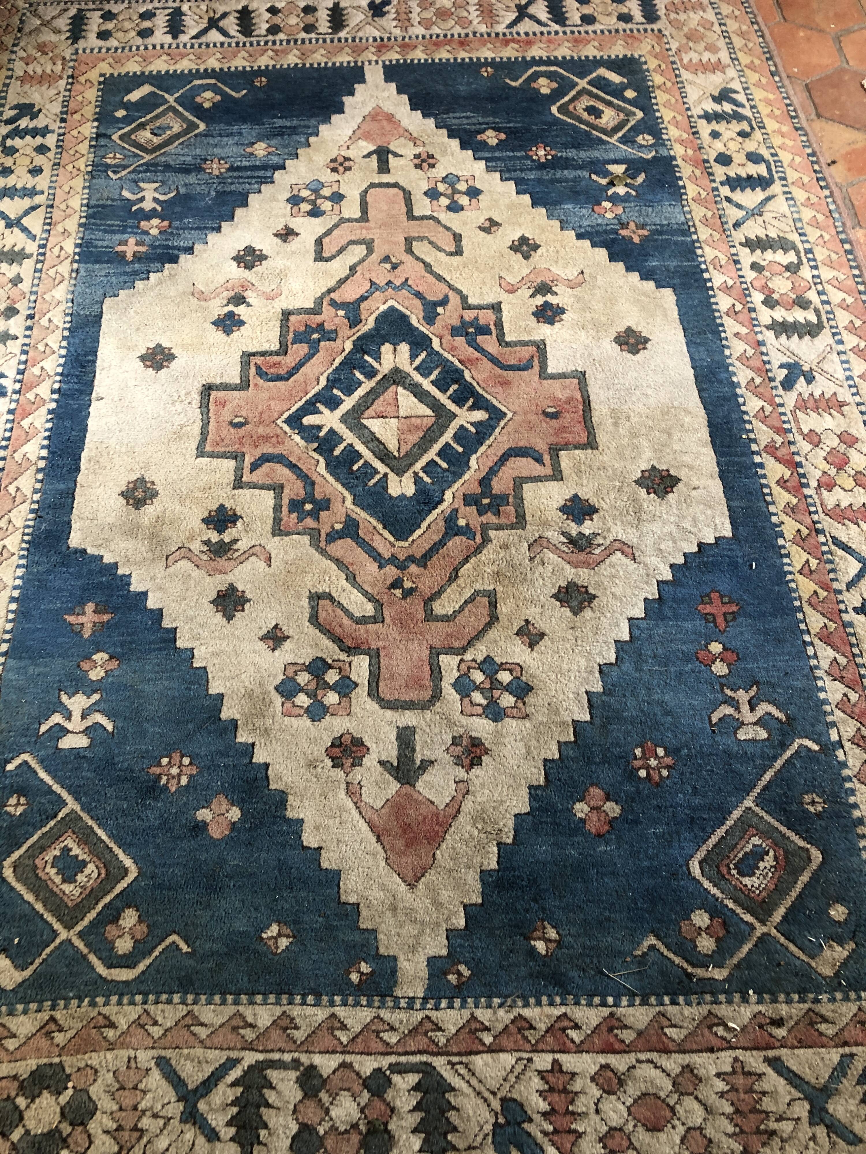 Carpet iran. wool. handmade. 285 x 200