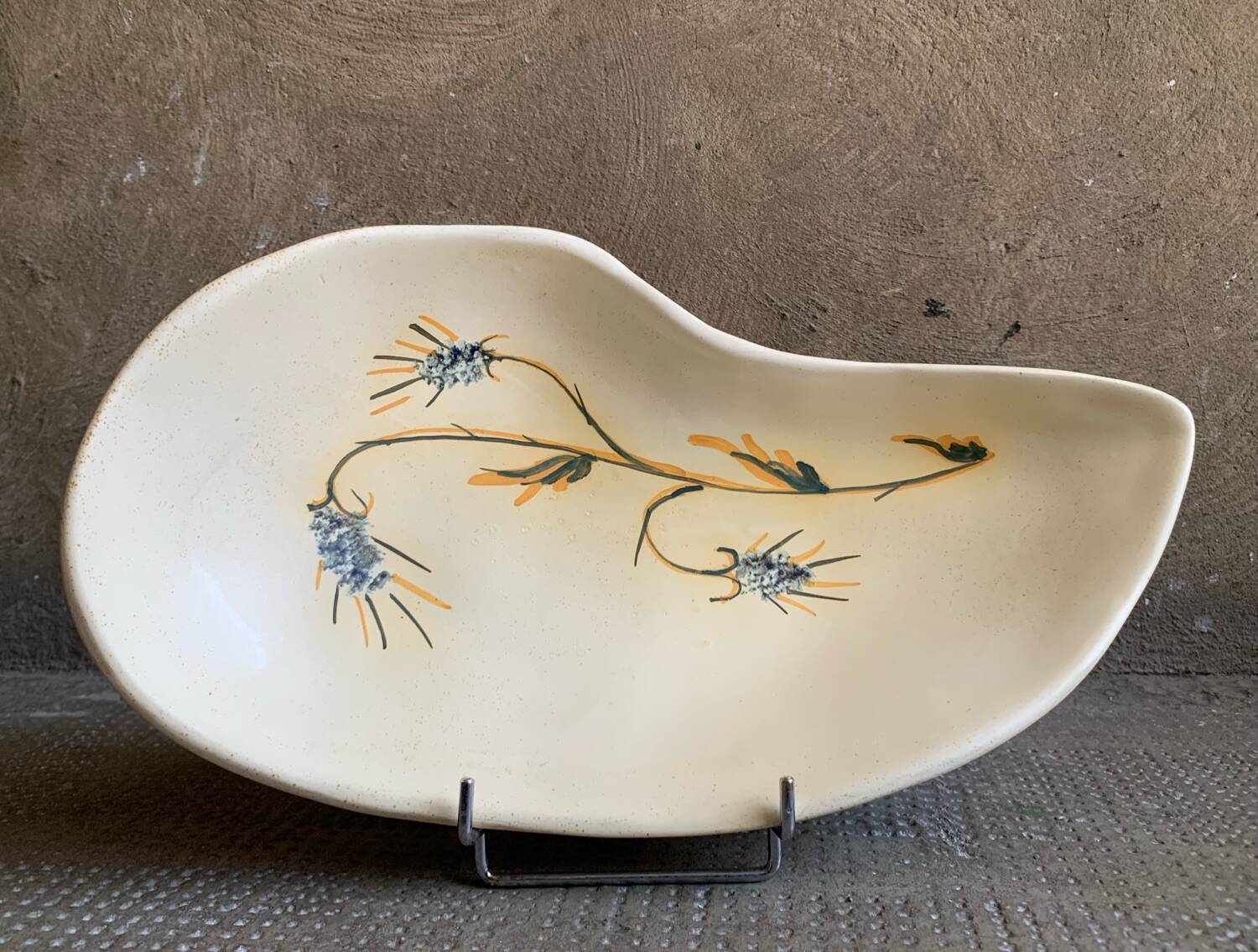 Vases and ceramic bowls, 1960-70