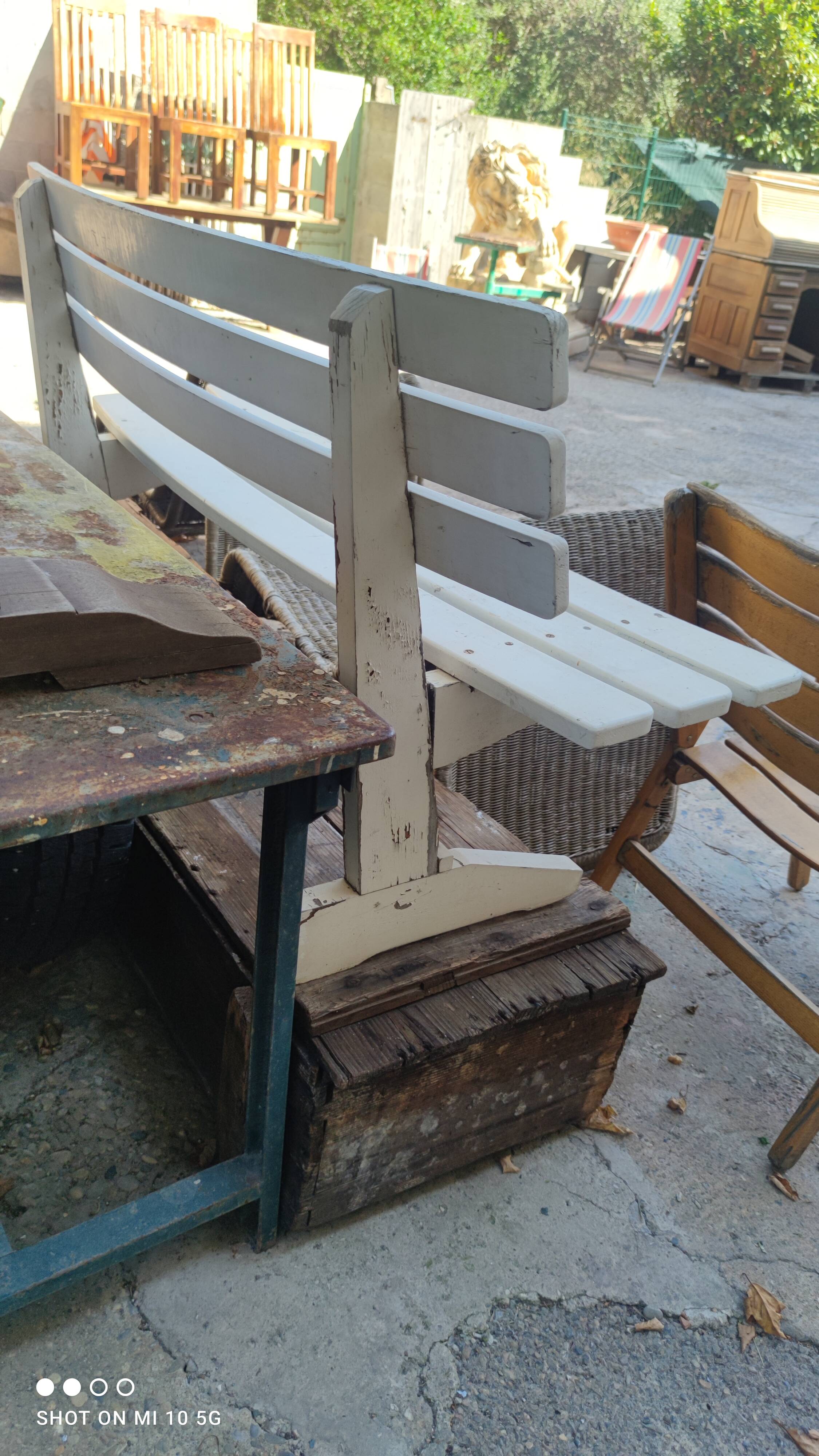 Painted wooden garden bench, circa 1950