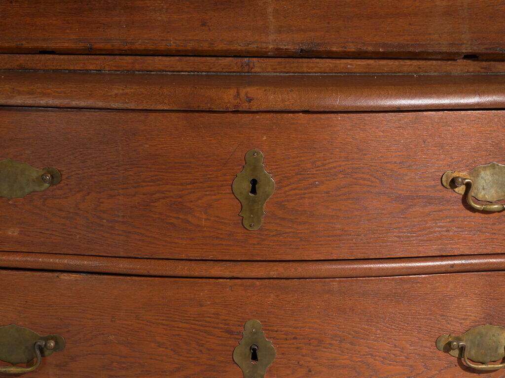 Antique oak secretary – Central Europe, circa 1850