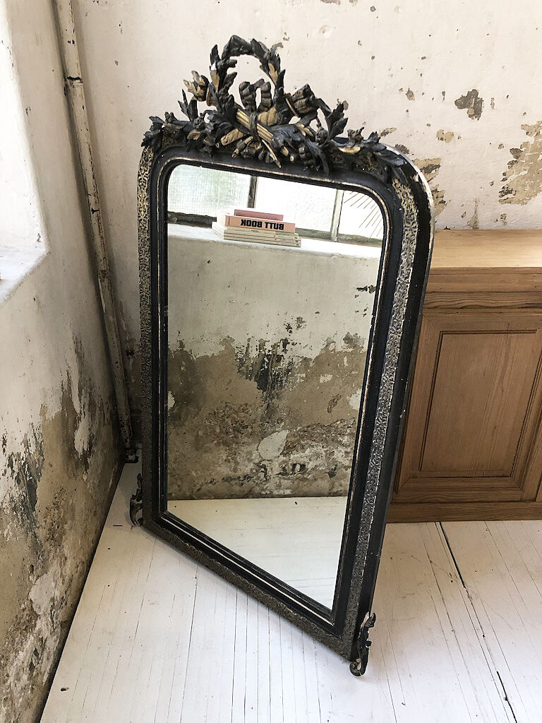 Louis Philippe mirror with pediment - 136x83cm