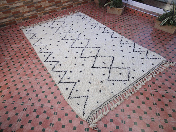 Carpet Beni Ourain 245 x 152 cm