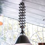 Scissor holophane lamp