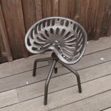 Stool "tractor seat"