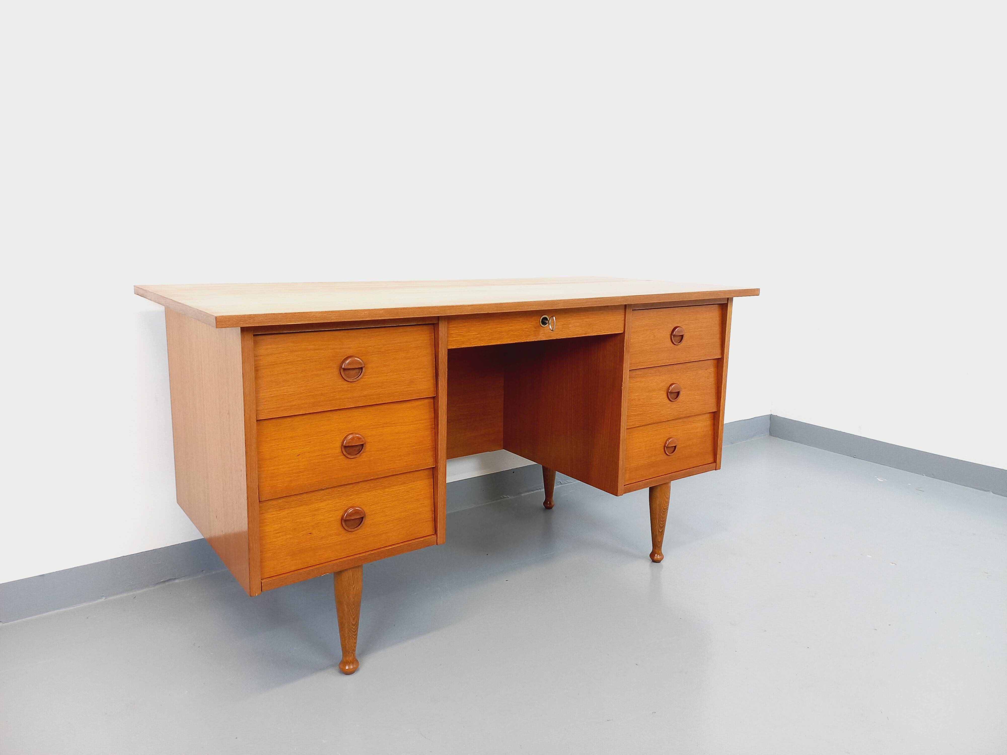 Vintage Scandinavian style executive desk in teak from the 60s