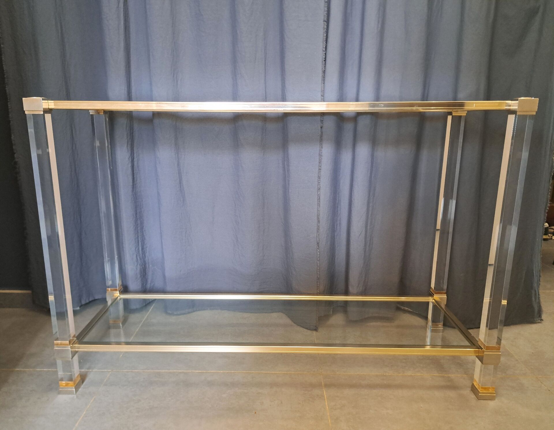 Console Pierre Vandel en lucite et alu doré