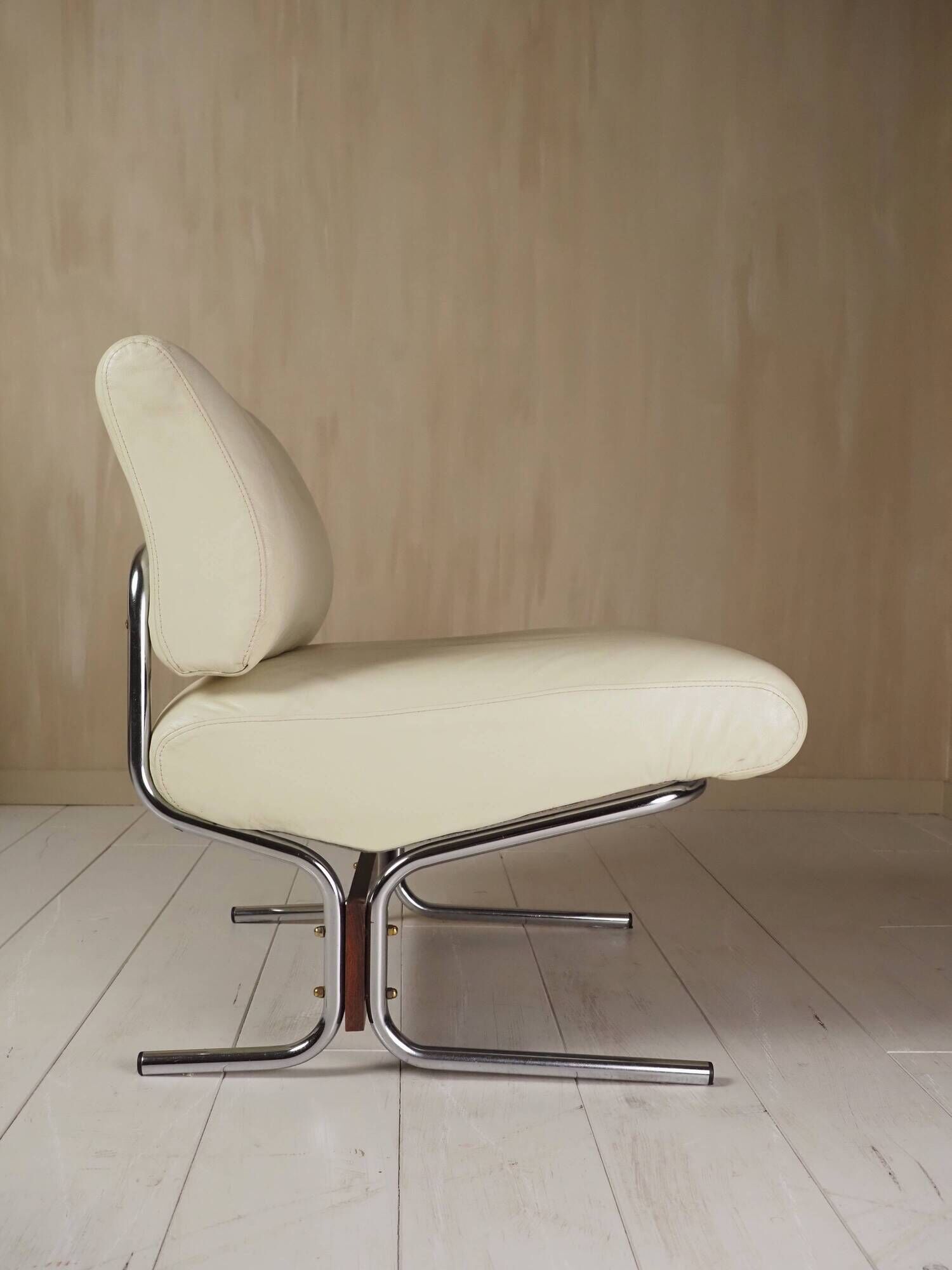 Rare pair of "Caracas" lounge chairs by Pierre Guariche, 1960s