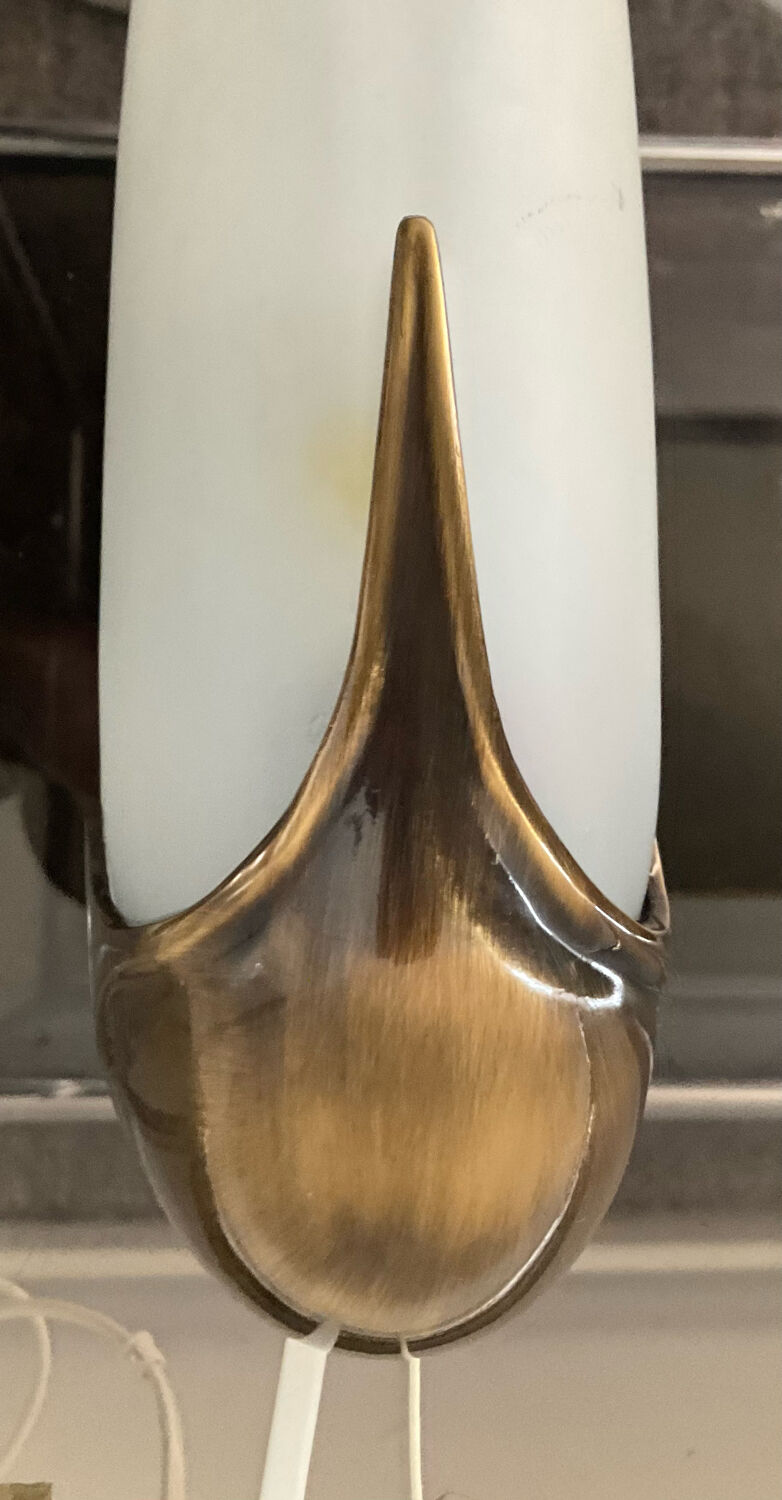 Applique vintage en laiton et verre dépoli