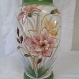 Vase Napoléon III en opaline