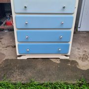 Vintage chest of drawers
