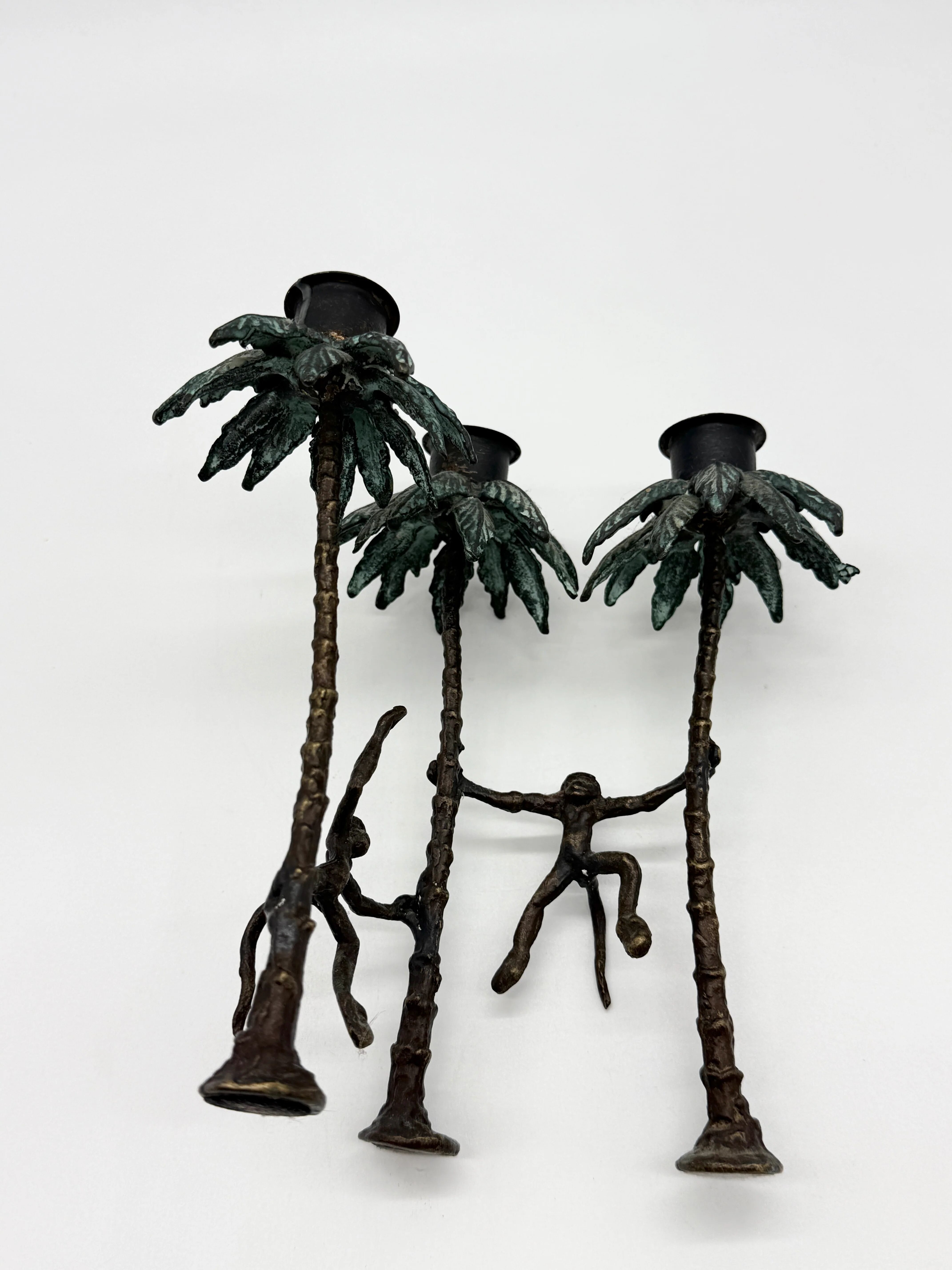 Chandelier "singe" en bronze patiné, 1970s