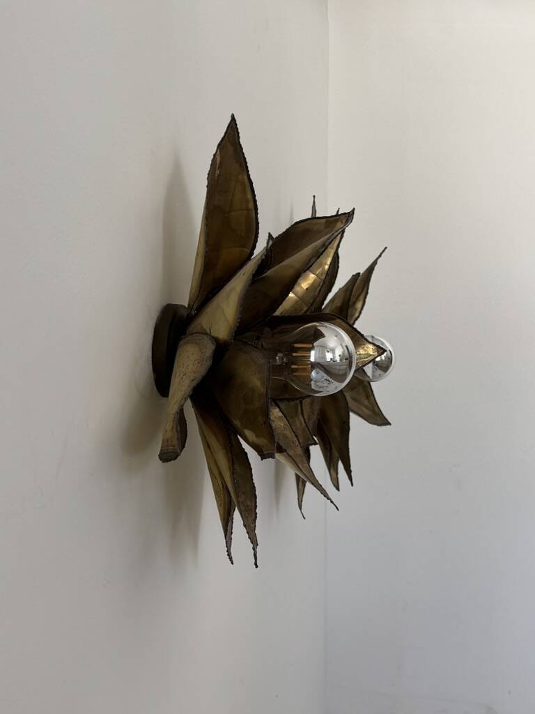 Pair of vintage patinated brass wall lights with floral motif, France, 1960.