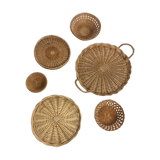 Wall composition vintage baskets