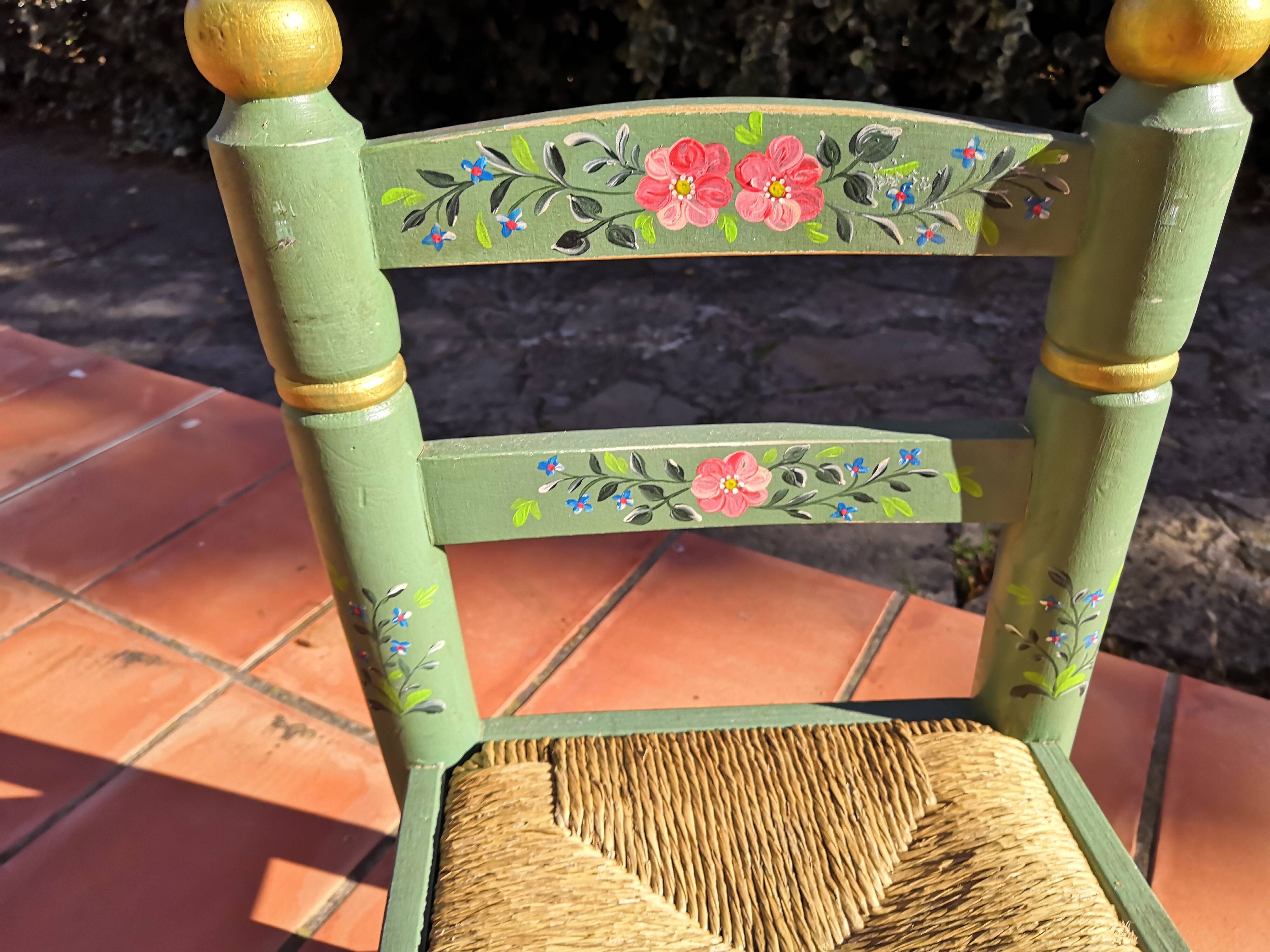 Chaise enfant bois et paille vintage