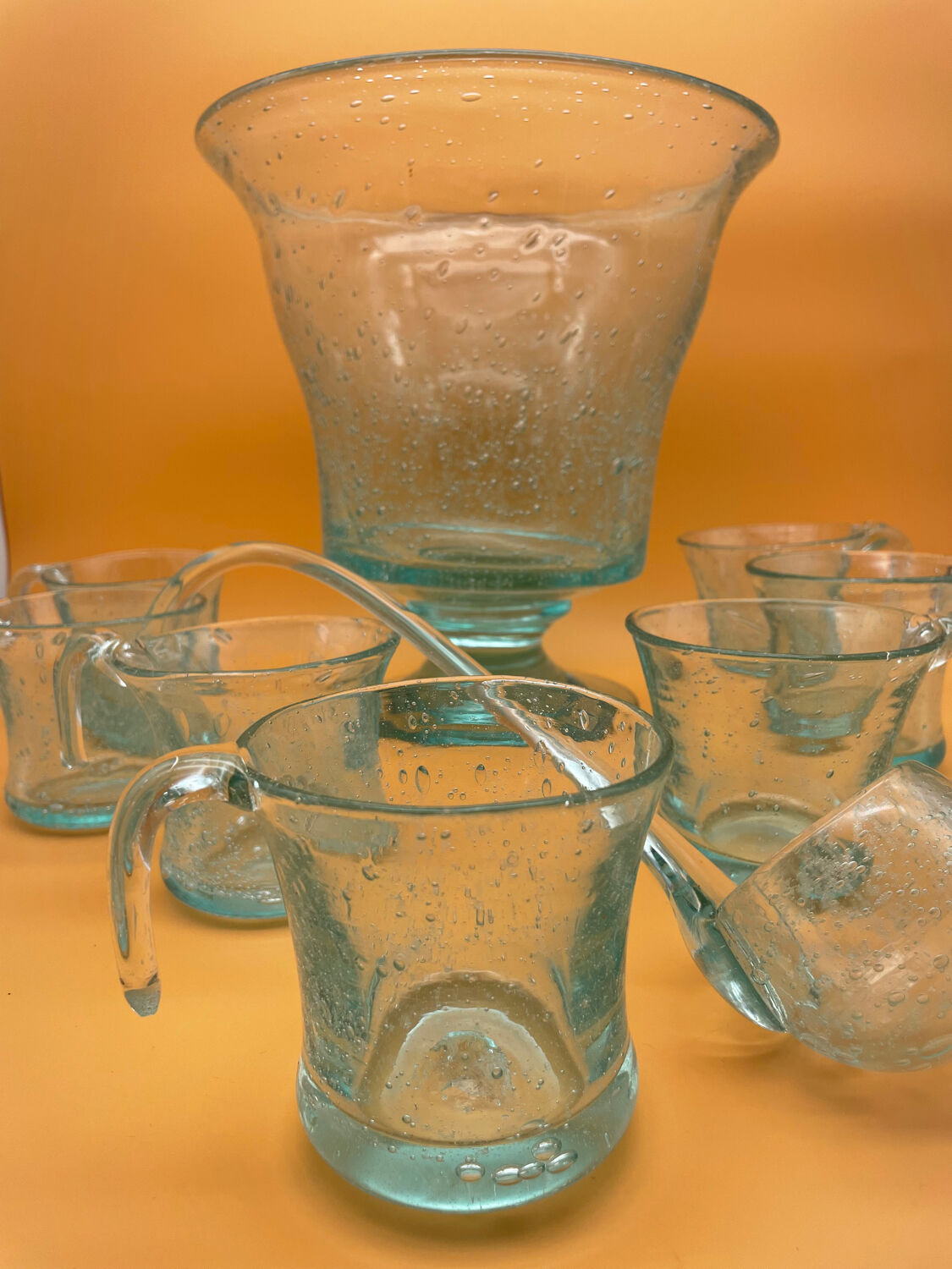 Punch service / sangria medicis in bubbled glass