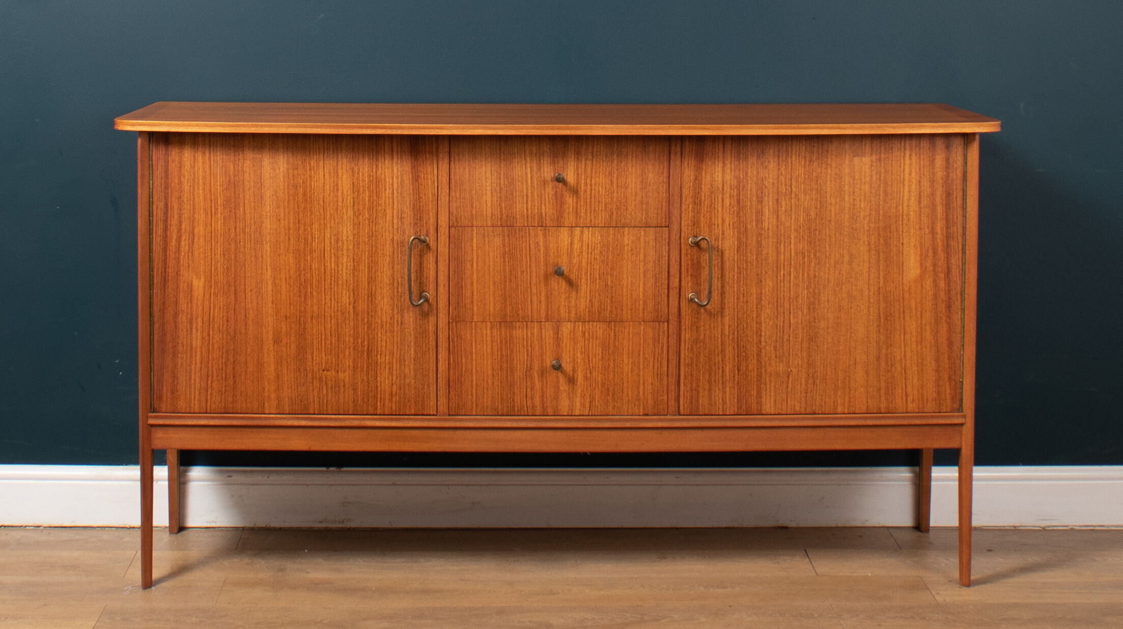 Buffet rétro en teck des années 1960 mid century par Vanson