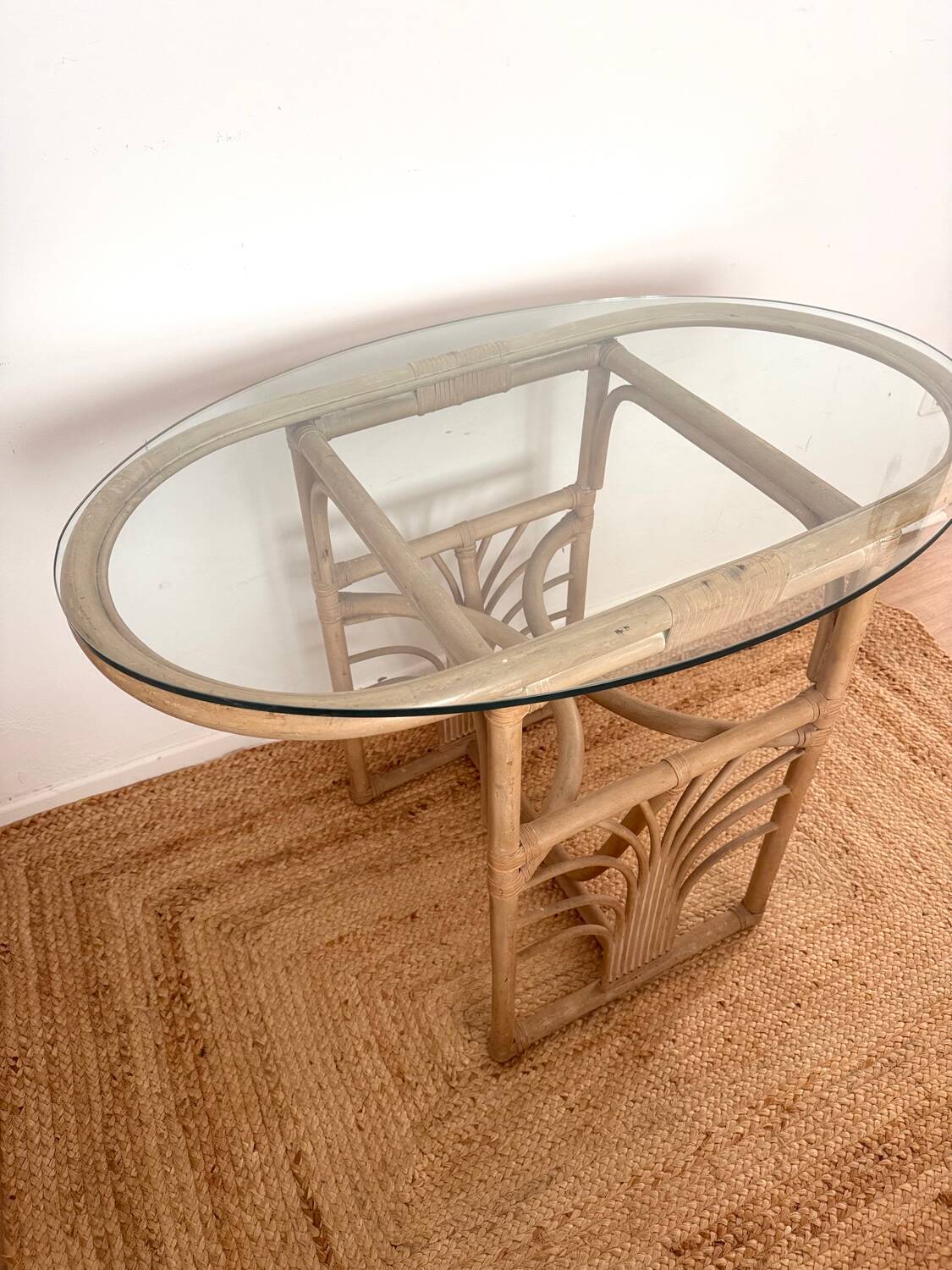 Small oval dining table in rattan "Double Gerbe" – Duo Rivie format