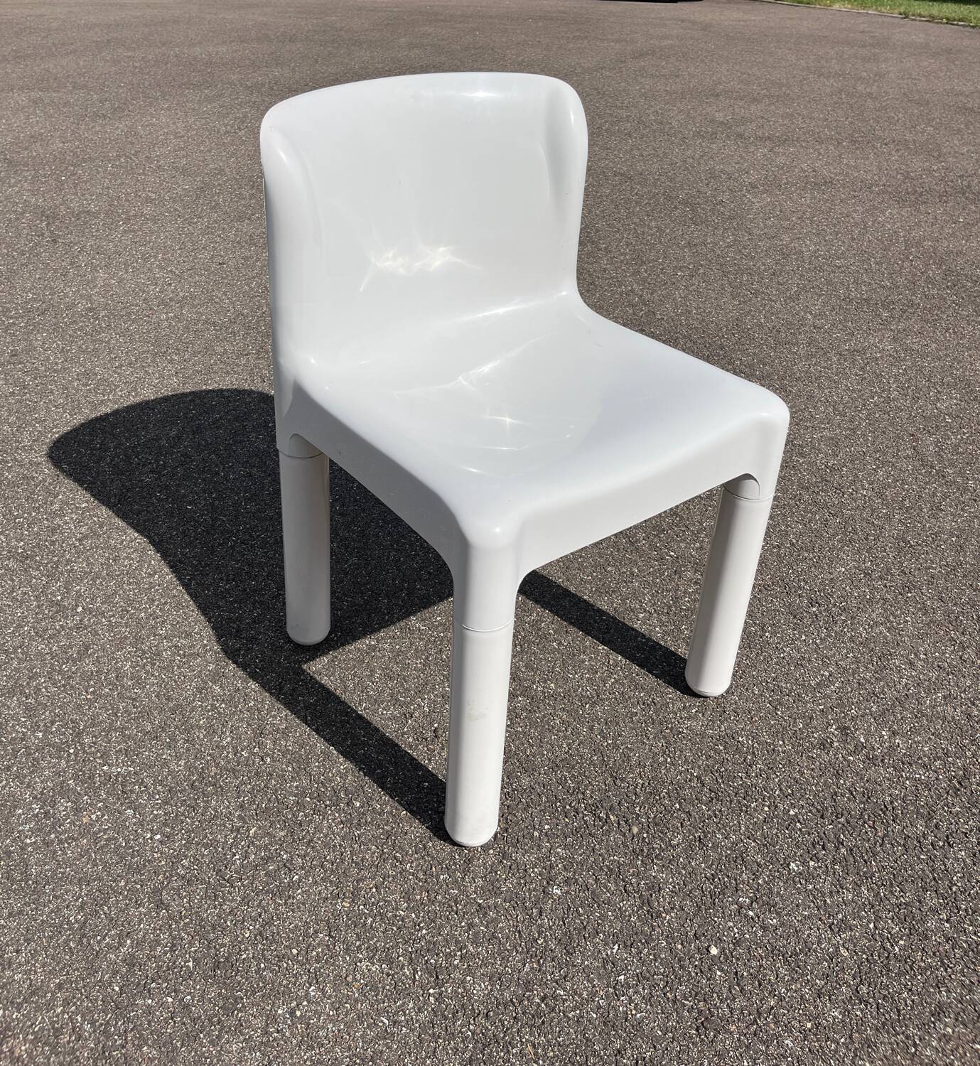 Vintage chair 4875 by Carlo Bartoli for Kartell, white, 1970s