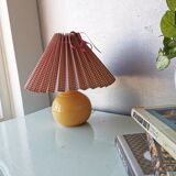 Vintage ceramic table lamp with pleated hood in 80s fabric