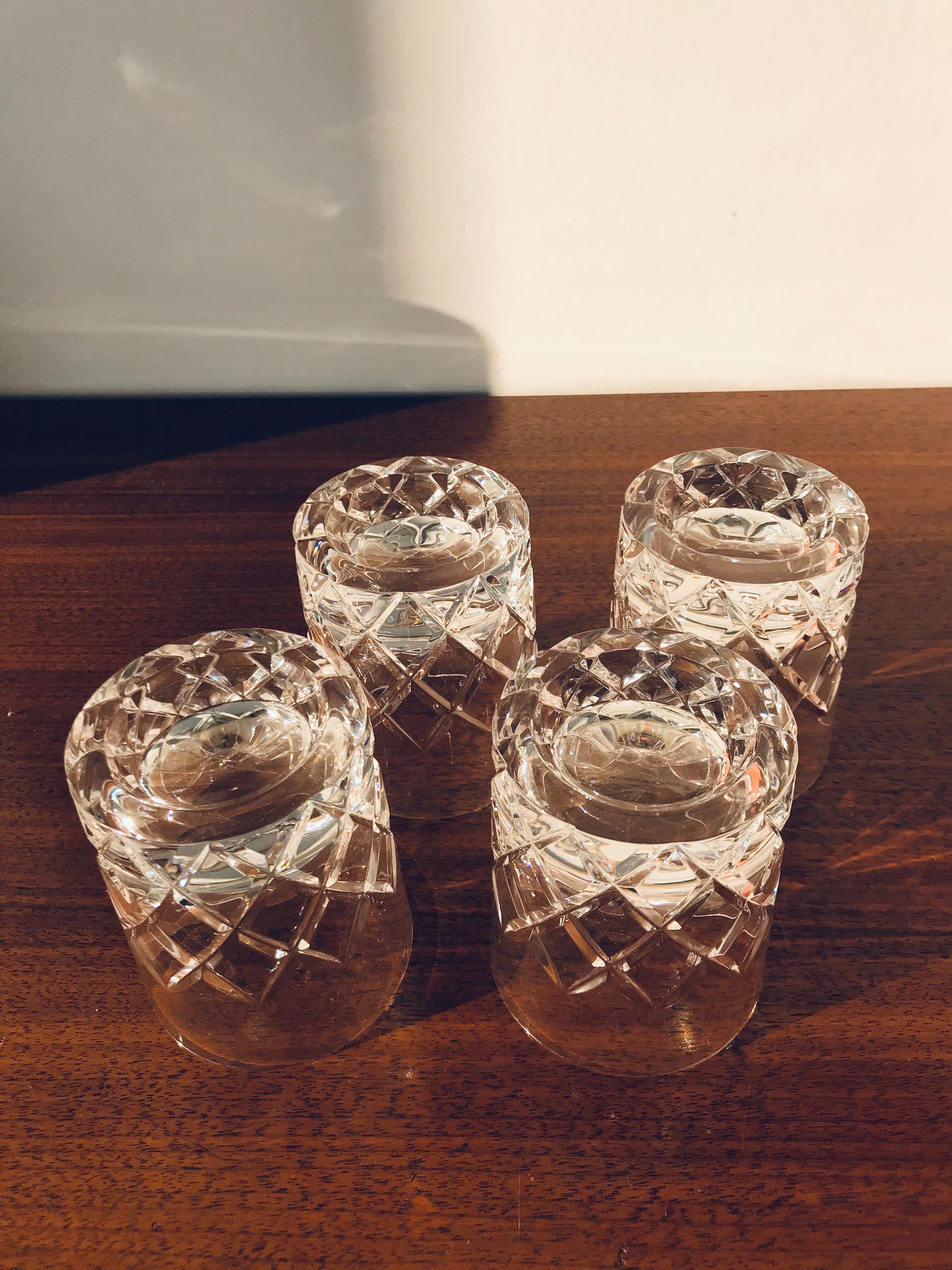 4 whisky glasses