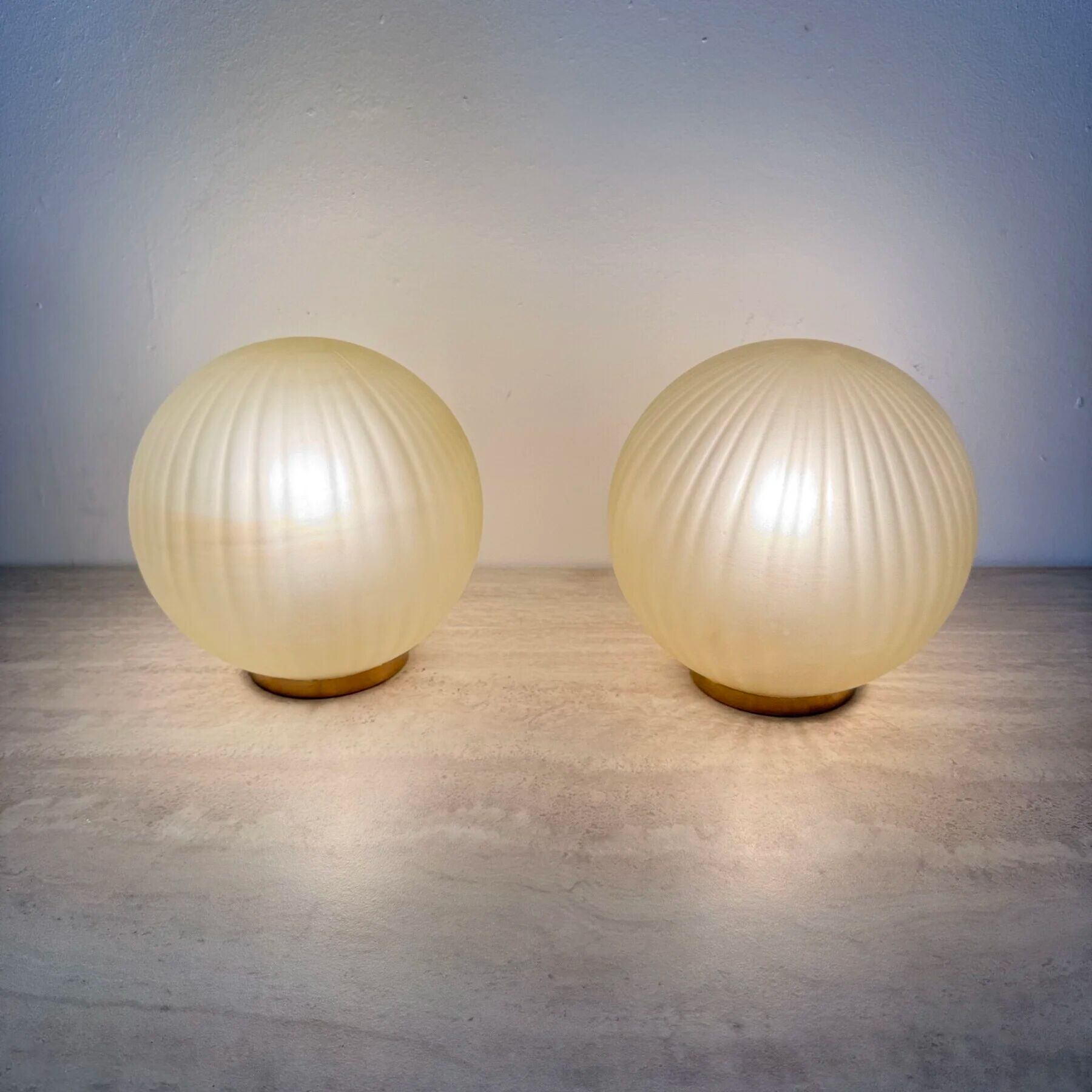 Pair of 2 glass swirl lamps, 1970 Italy