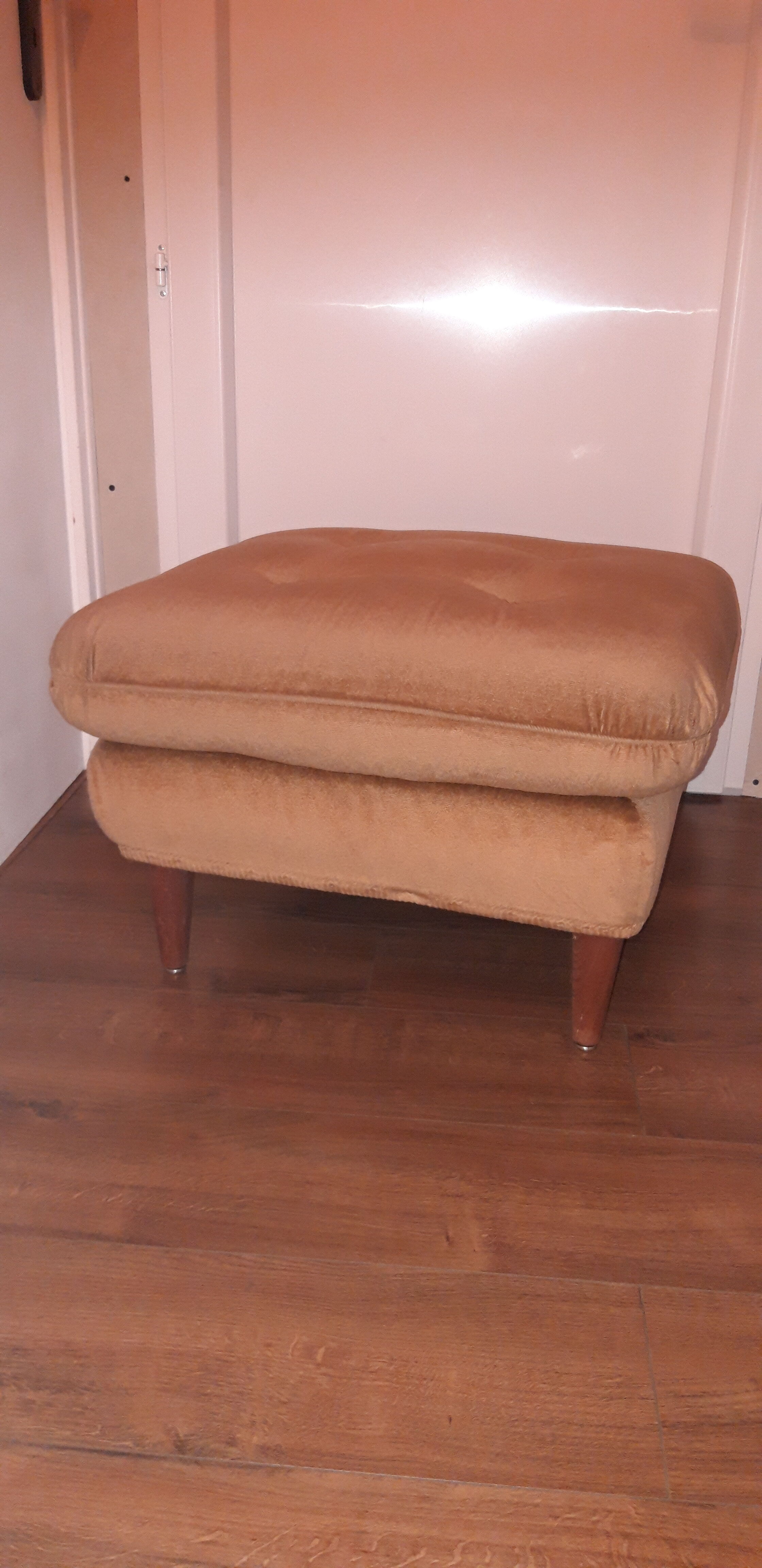 Pouf carré marque Gamba