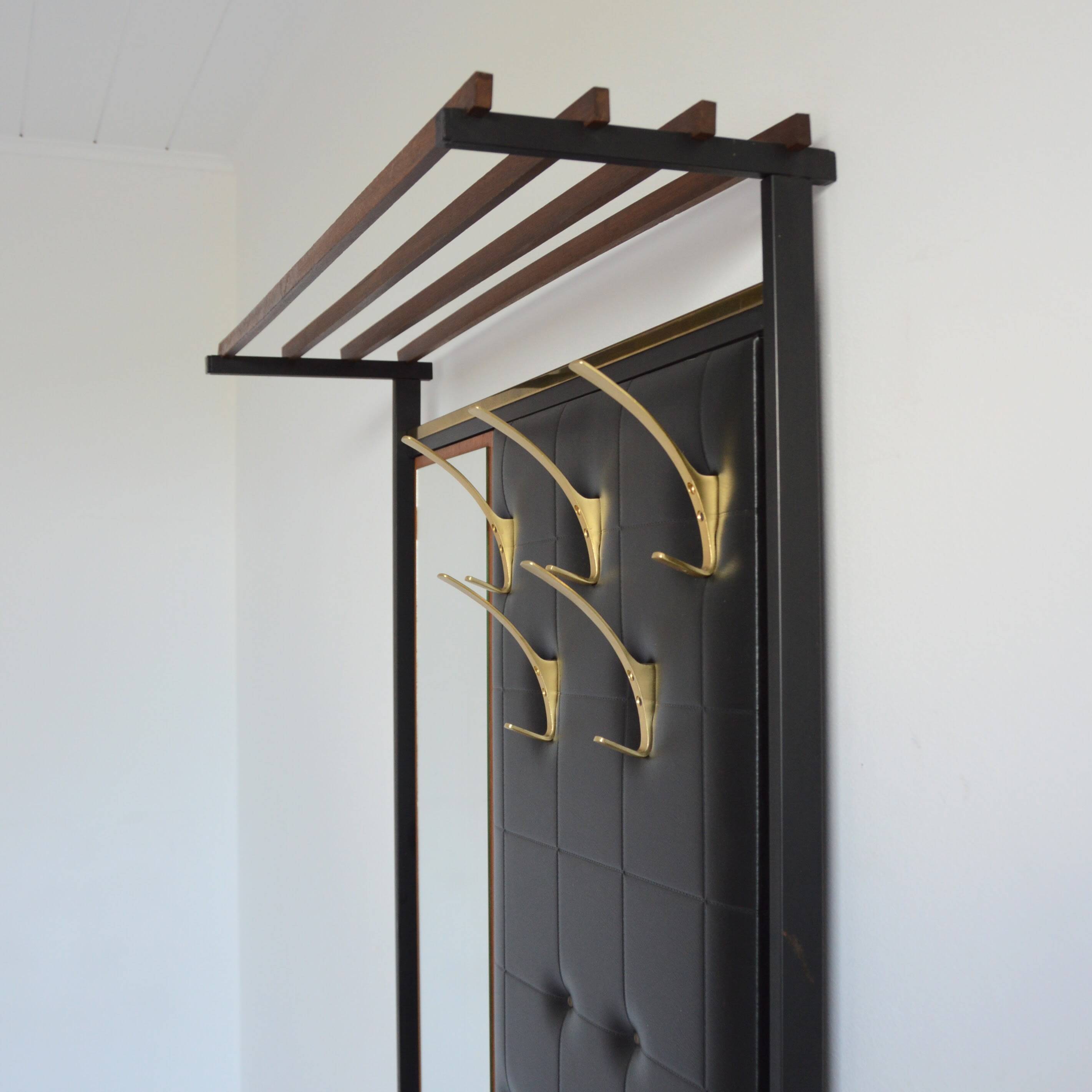 Entrance hall / Coat rack / Scandinavian hats from the 50s / 60s