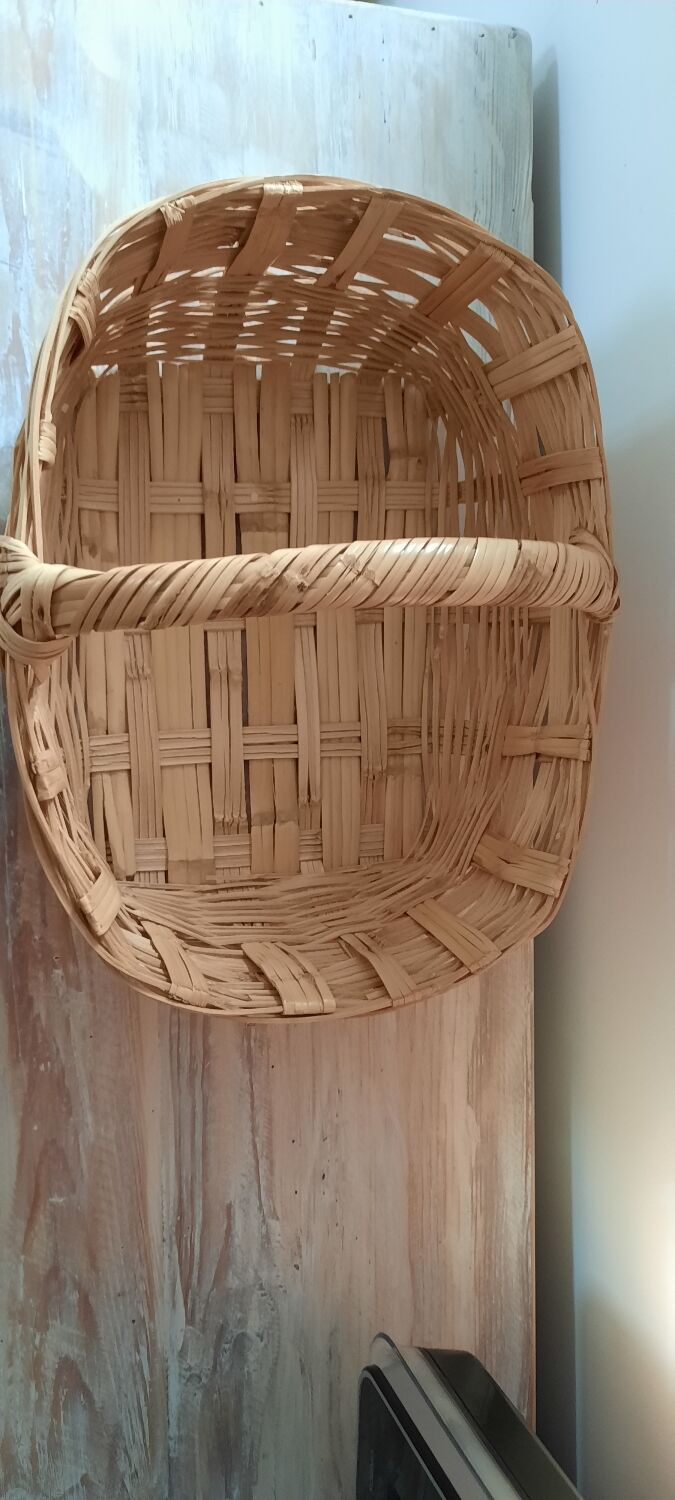 Wicker basket