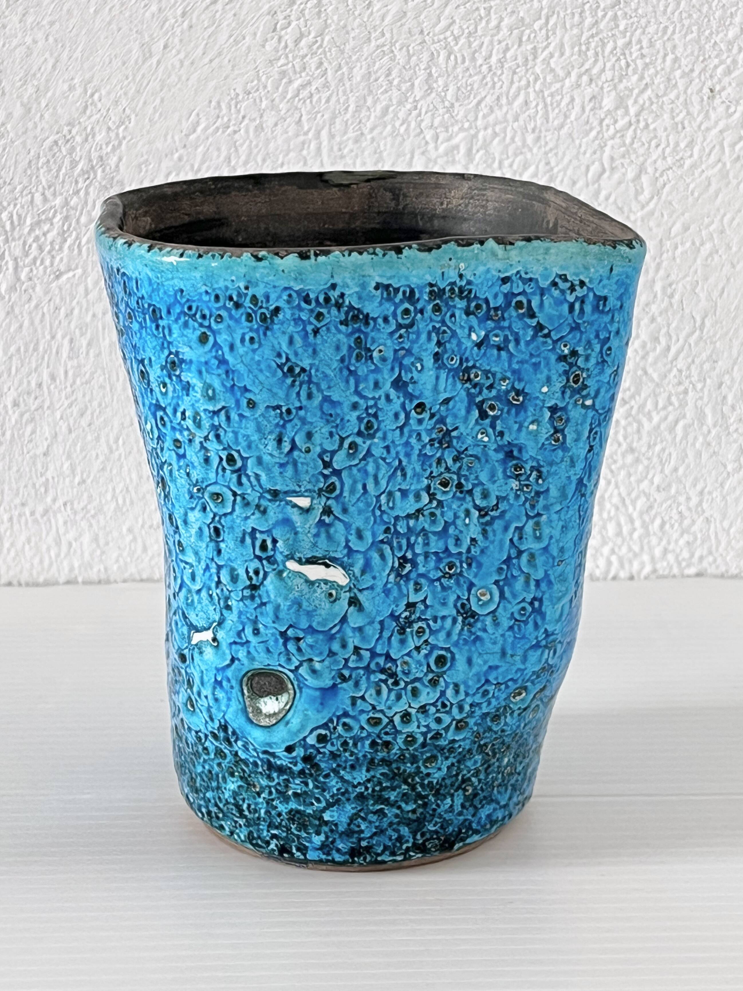 vase bleu glaciers emaux d'Annecy France 1960
