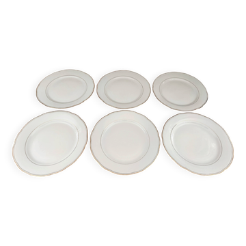 Set of 6 flat plates in fine white Bohemian porcelain with a gold rim.