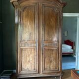 Armoire Louis XV en noyer 18eme