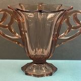 Vase ancien verre rose style coupe a anses