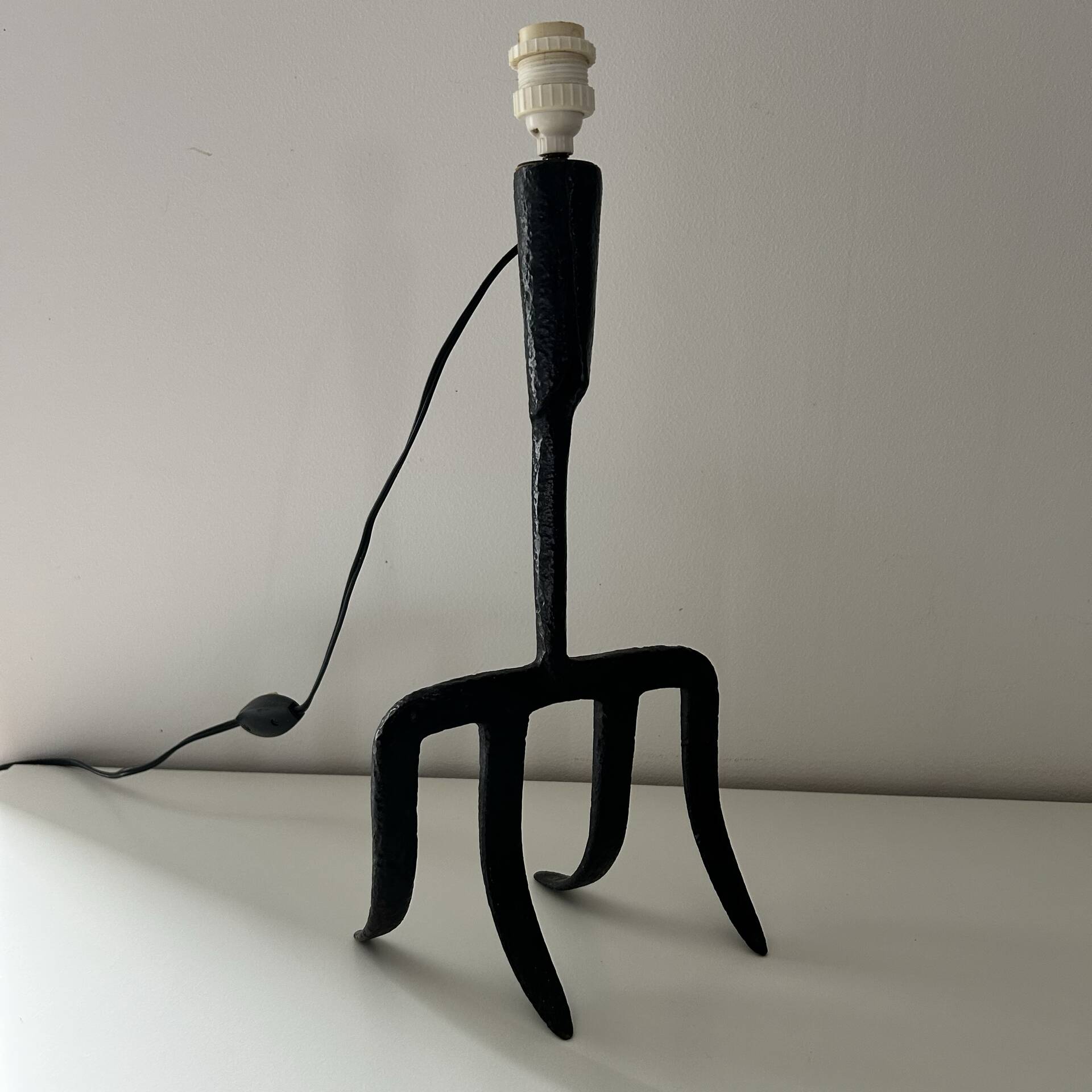 Brutalist sculpture lamp base