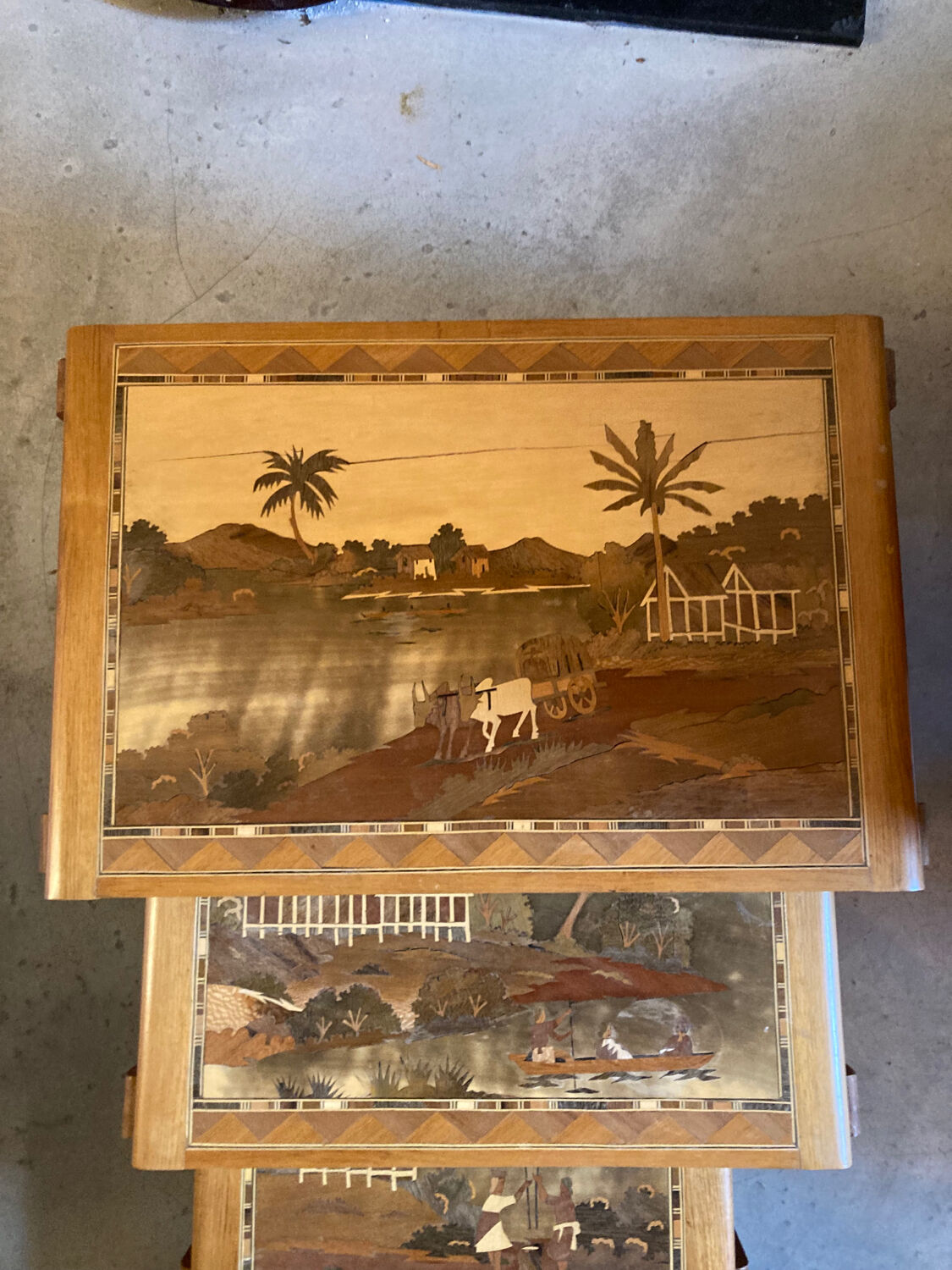 Nesting tables wood marquetry