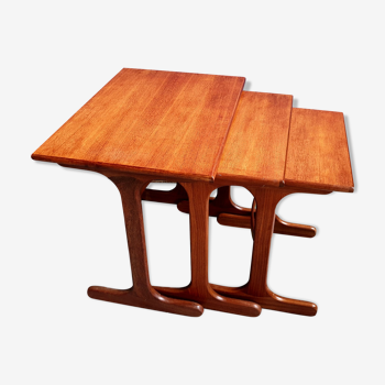 Tables gigognes Fresco du milieu du siècle par G Plan